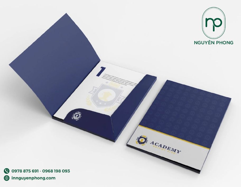 Logo giáo dục in trên kẹp file